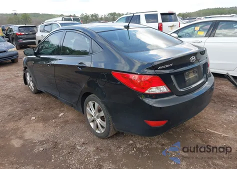 2013 Hyundai Accent Gls z USA, uszkodzony, nr VIN KMHCU4AE0DU576622